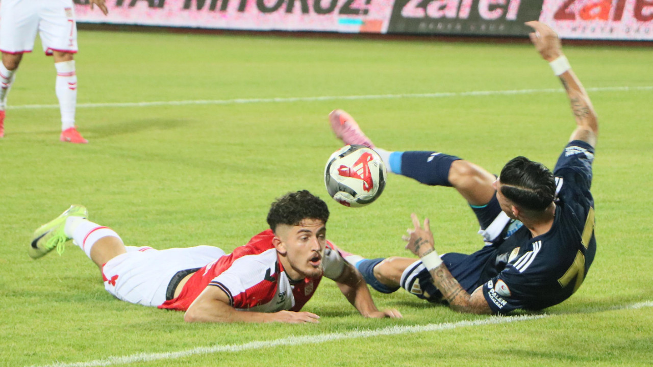 Benhur Sivasspor'u tek başına devirdi