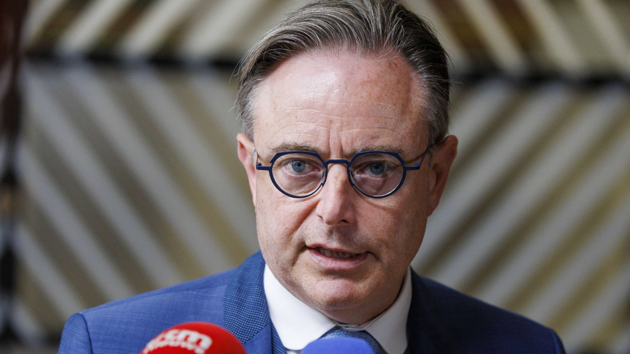 Belçika Başbakanı'na İsrail baskısı büyüyor