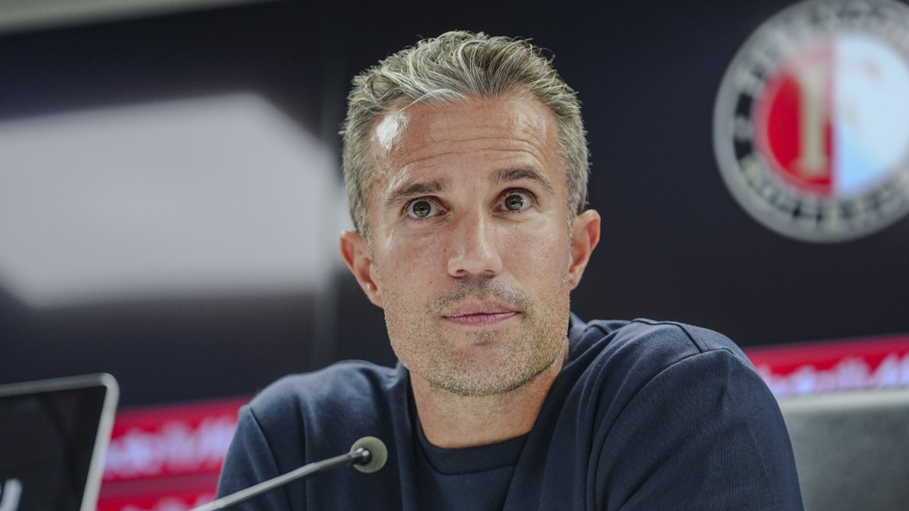 Van Persie'den 'Kadıköy'de sevinecek misiniz?' sorusuna cevap