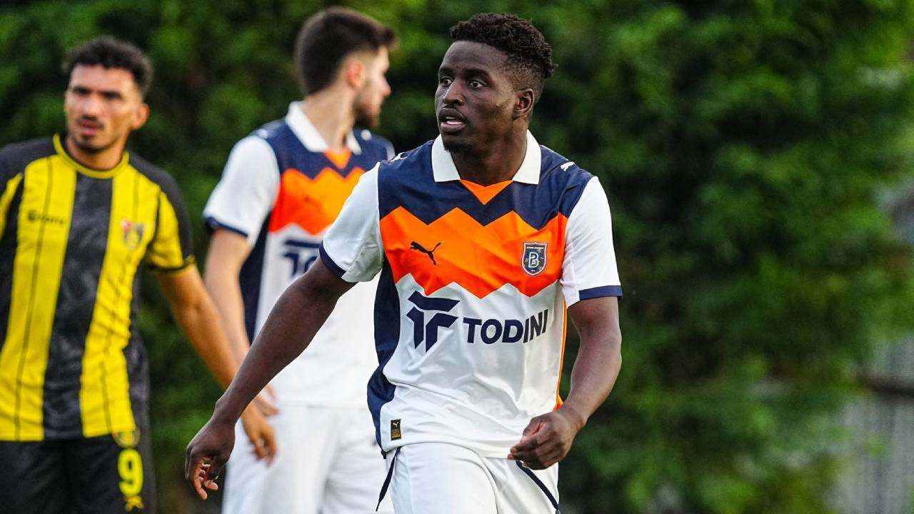 Başakşehir'den Polonya'ya kiralandı