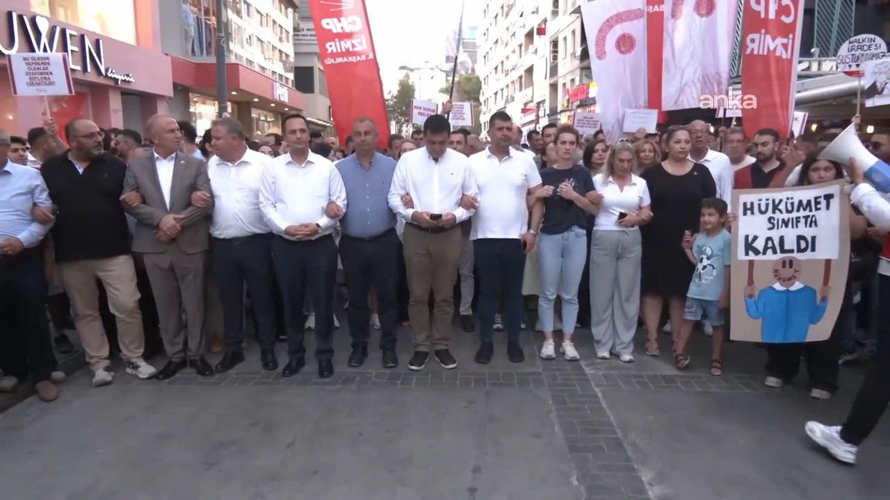 CHP İzmir'den ‘adalet' yürüyüşü