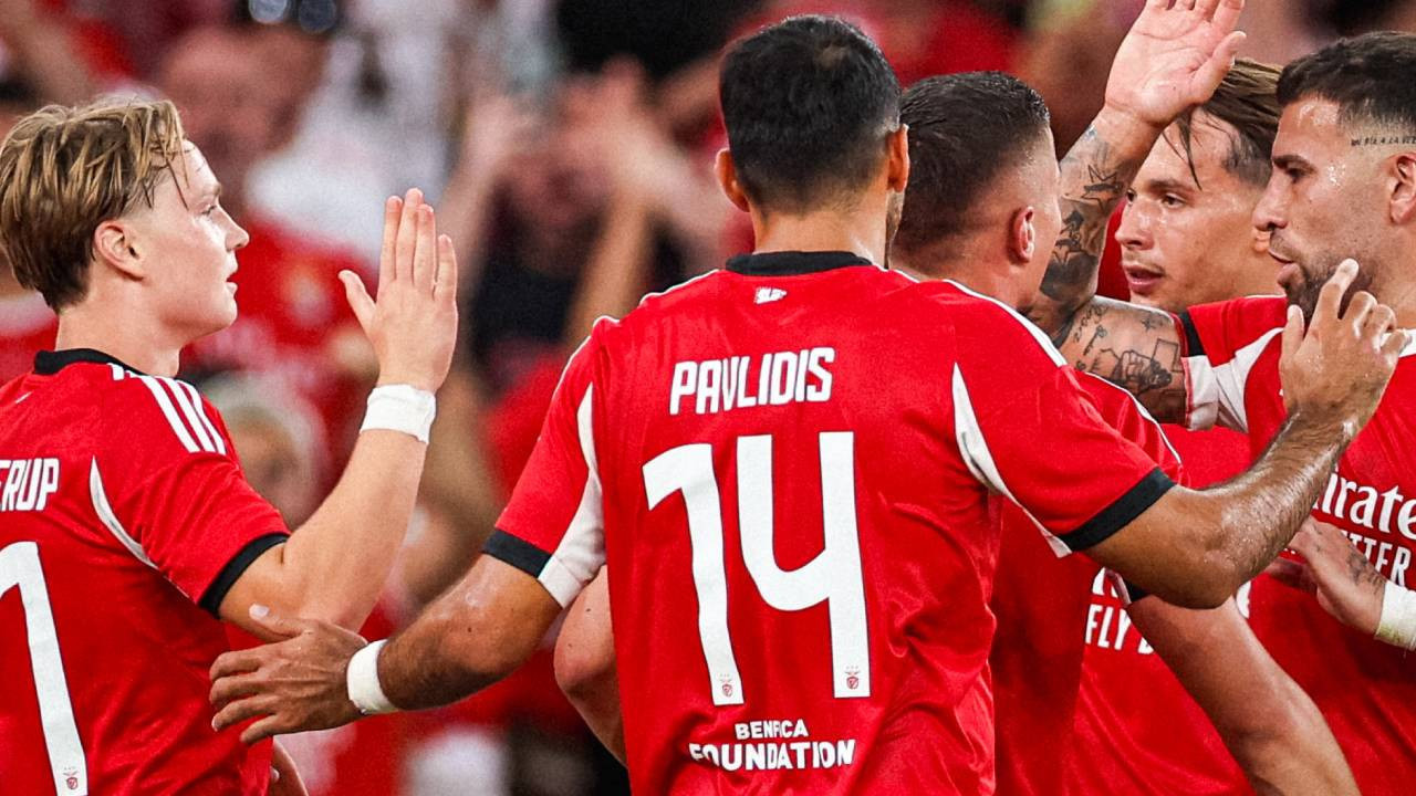 Fenerbahçe'nin rakibi Benfica: Şampiyonlar Ligi'nde play-off'a çıkan takımlar belli oldu