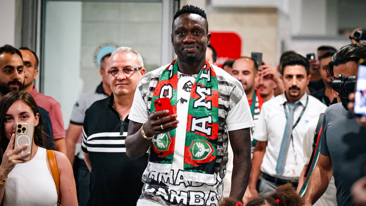 Mbaye Diagne Türkiye'ye döndü: 2 yıllık imza attı