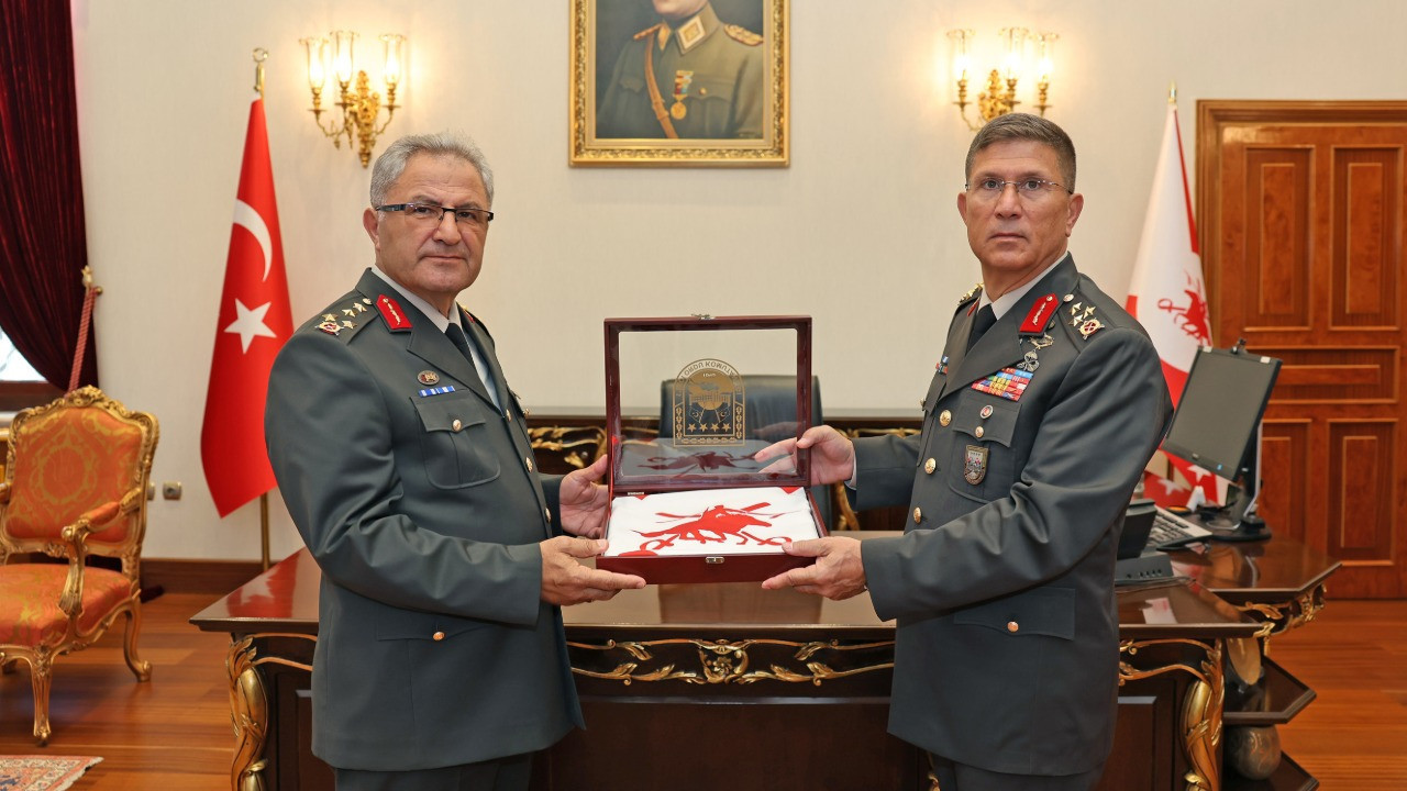 Orgeneral Metin Tokel, görevini Korgeneral Bahtiyar Ersay’a devretti