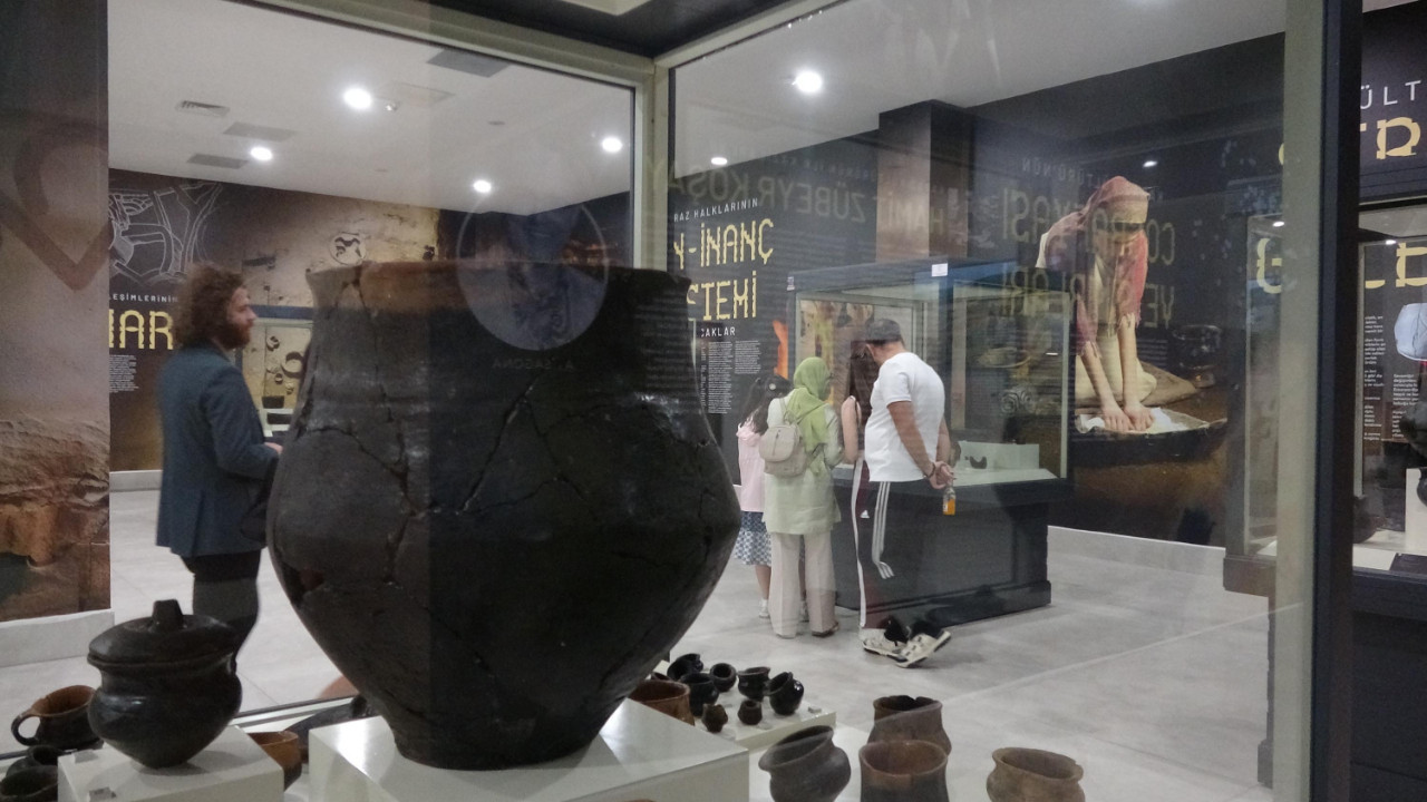 5 bin 500 yıllık eserler ilk kez sergiye çıktı