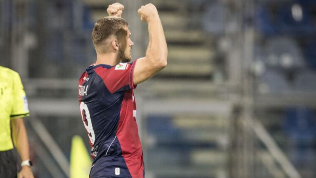 Semih Kılıçsoy İtalya'daki ilk maçında direğe takıldı ama penaltıyı affetmedi