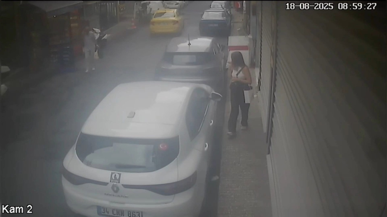 Müşteri gibi taksiye bindiler, şoförü rehin alıp yapmadıklarını bırakmadılar