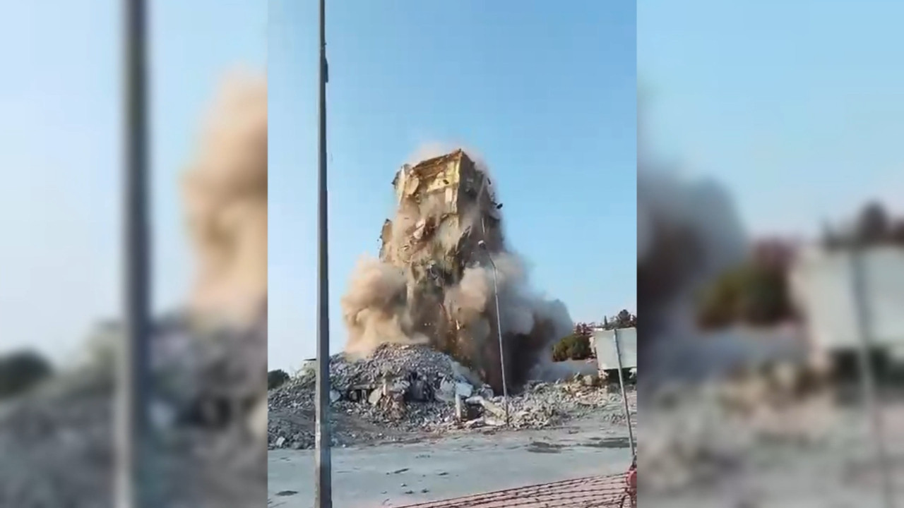 Hasarlı bina yıkım esnasında çöktü: Operatör son anda kurtuldu