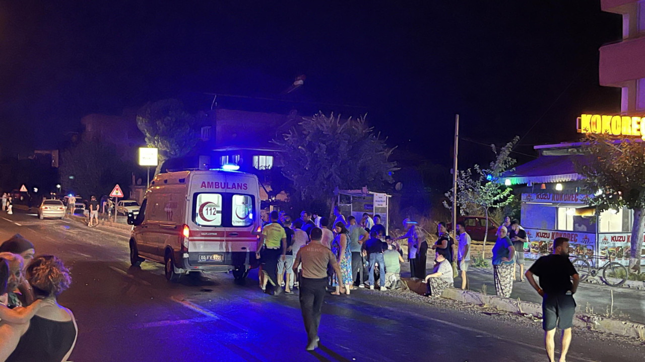 Yaya geçidinde feci kaza: 1ölü, 2 yaralı