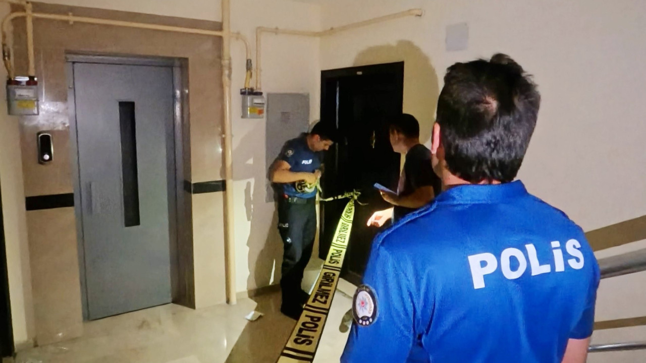 Asansör bir anda çakıldı, can pazarı yaşandı