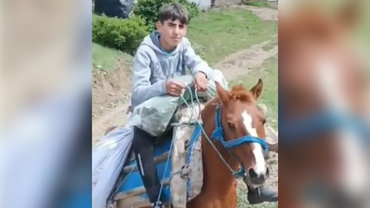 Av tüfeğiyle oynarken kendini vurdu, hayatını kaybetti