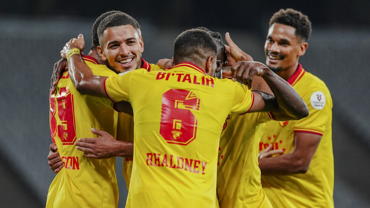 Göztepe sezona müthiş başladı: Duvar ördüler!