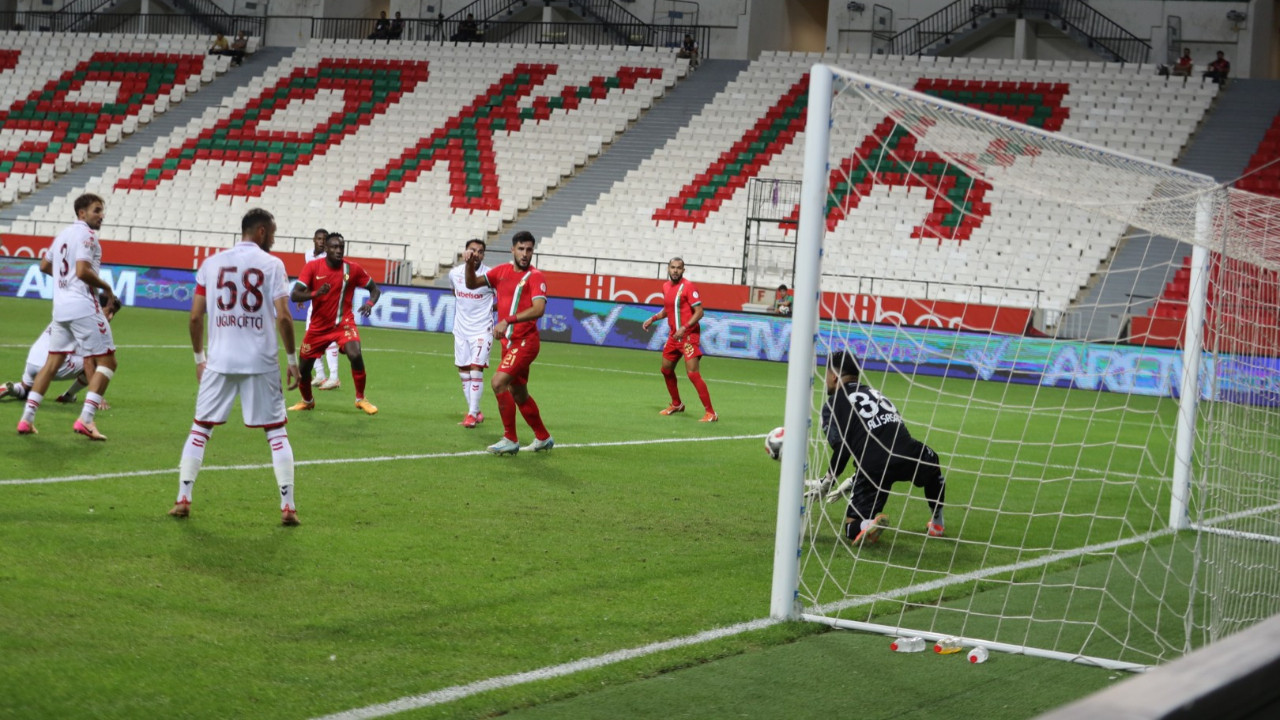 Amedspor, Sivas'ı dörtledi: Dia Saba şov yaptı