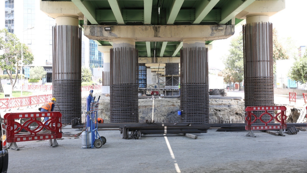 İstanbul'un en eski metrosunda deprem seferberliği