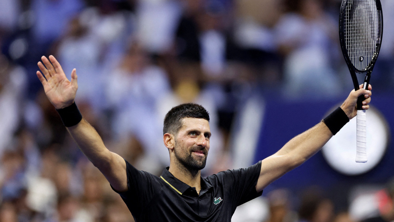 Djokovic, ABD Açık'ta bir üst tura çıktı: Medvedev'den sürpriz veda