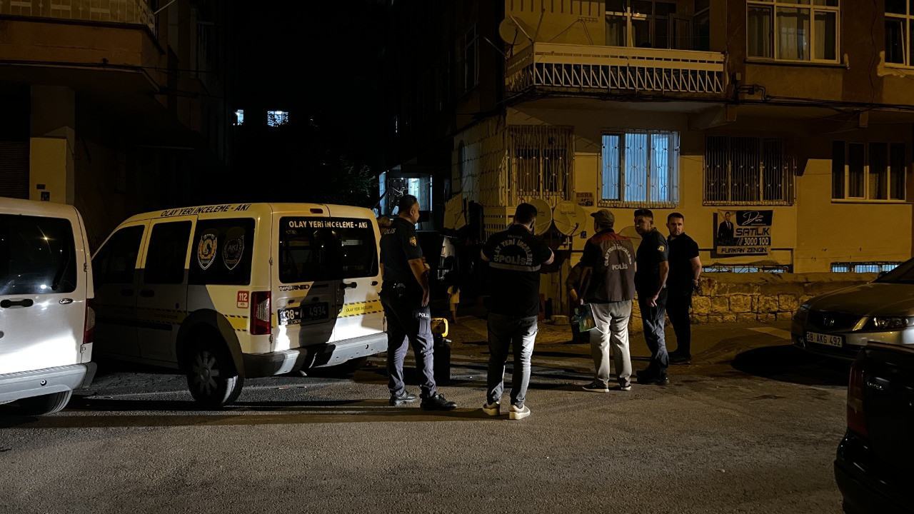 Boşandığı eşini bıçaklayan kişi tutuklandı