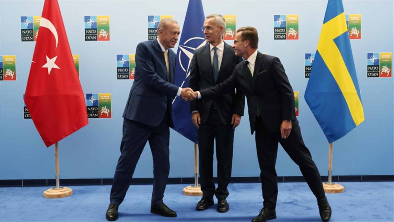 İsveç'te skandal: Türkiye belgeleri havalimanı tuvaletinde bulundu