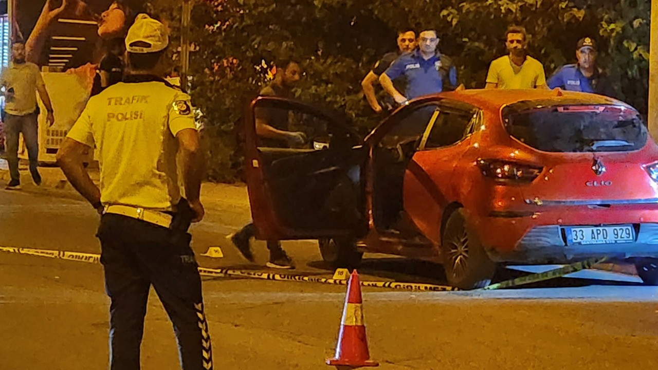 Ortalık bir anda savaş alanına döndü: Silahlar ateşlendi, ölü ve yaralılar var