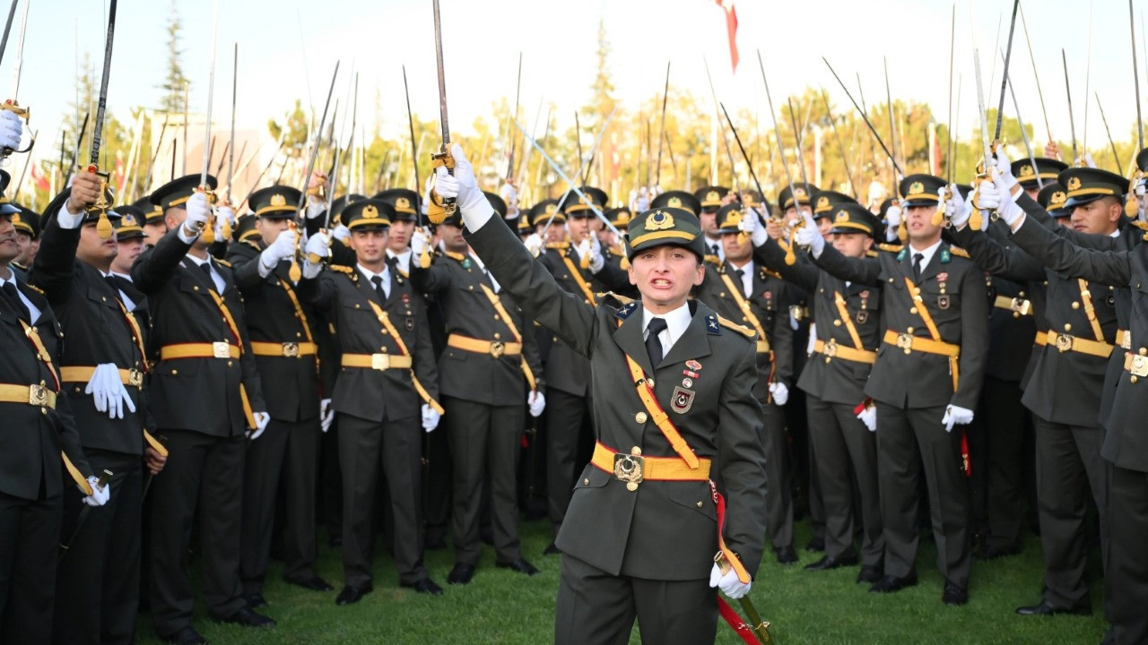 MSÜ'den alışılmışın dışında önlemler: Ailelere kod, teğmenlere yasak