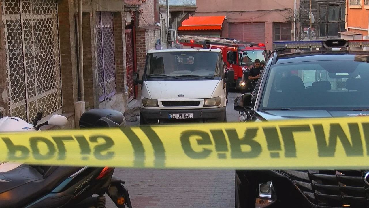 Fatih’te inşaat malzemeleri satan iş yerindeki kuyuda ceset bulundu