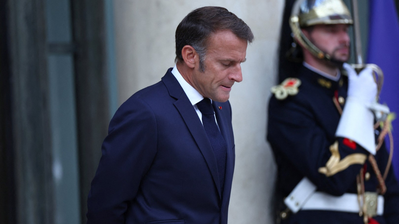 Fransa'da işler karıştı: Piyasa sarsıldı, mali kriz kapıda