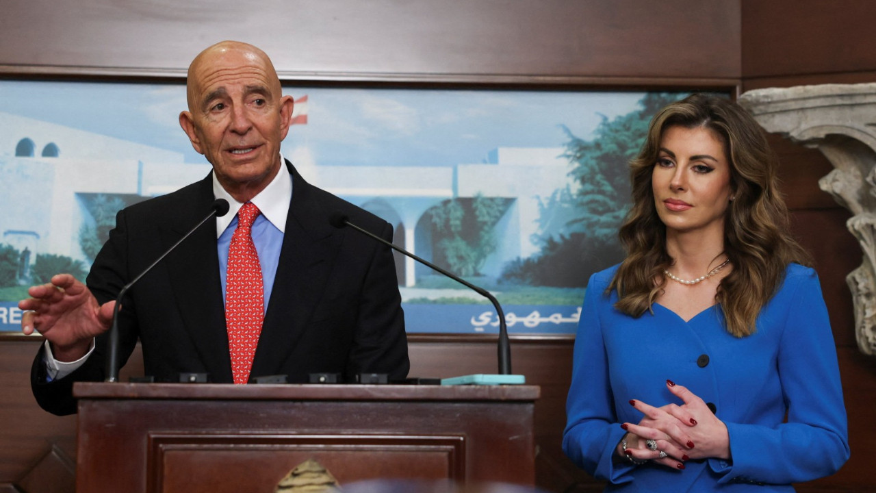 Gazetecilere 'Hayvan gibi davranmayın' dedi, ülke ayağa kalktı