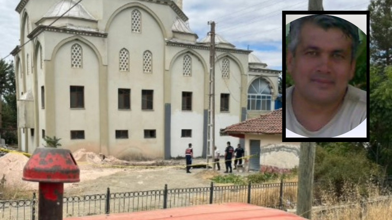 Cami kubbesinden düşüp can verdi