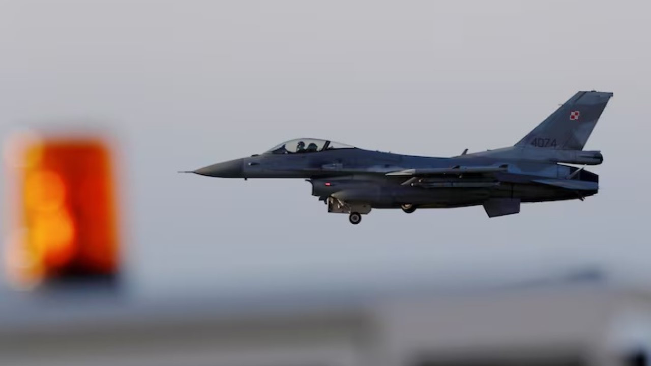 ABD, Rus uçaklarını engelledi