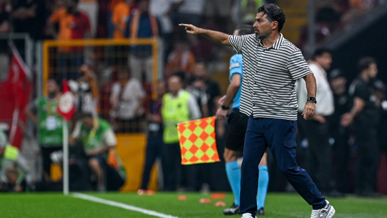 İlhan Palut: Hiç pozisyon vermeden gol yedik