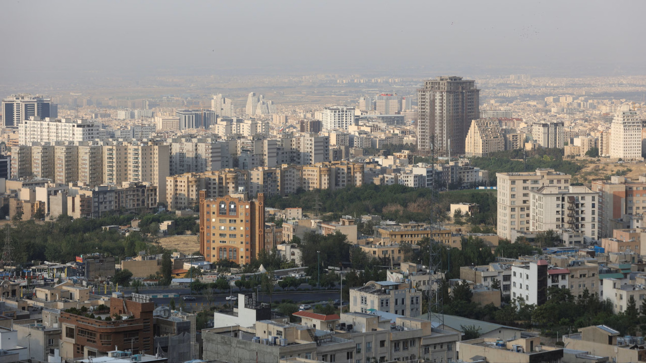 Komşuda dolar rekor kırdı