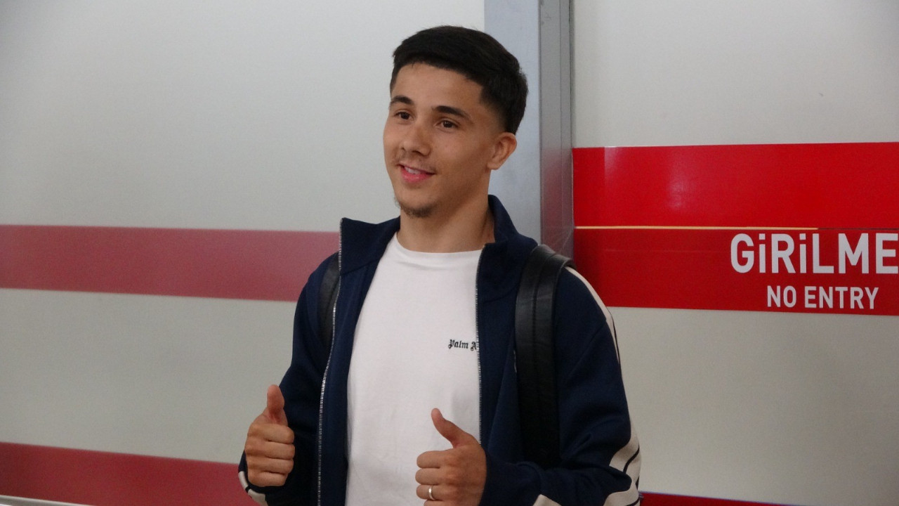 Faslı orta saha Trabzon'a geldi: "Taraftarlar beni çok sevecek"