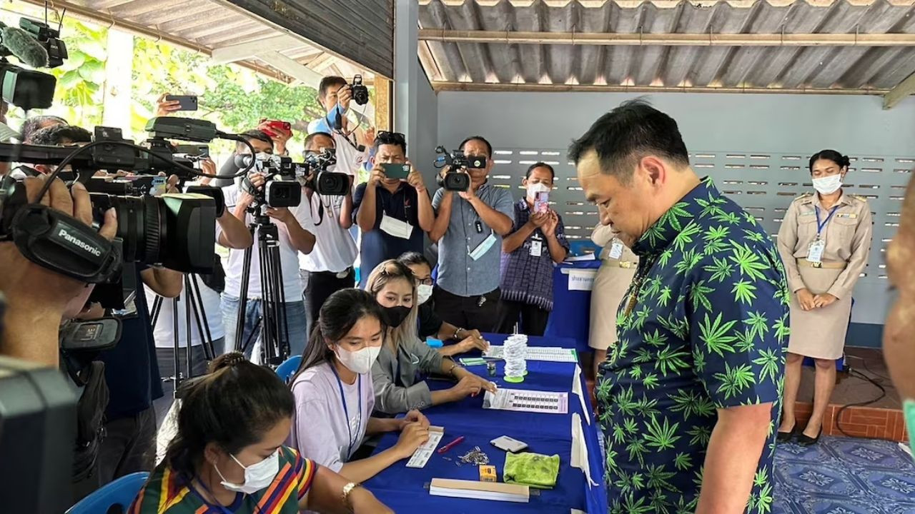 'Esrar kralı' başbakan seçildi
