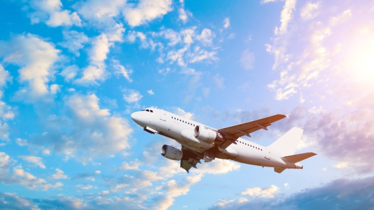 Uçaklarda yeni dönem: Yolculara ücretsiz verilecek