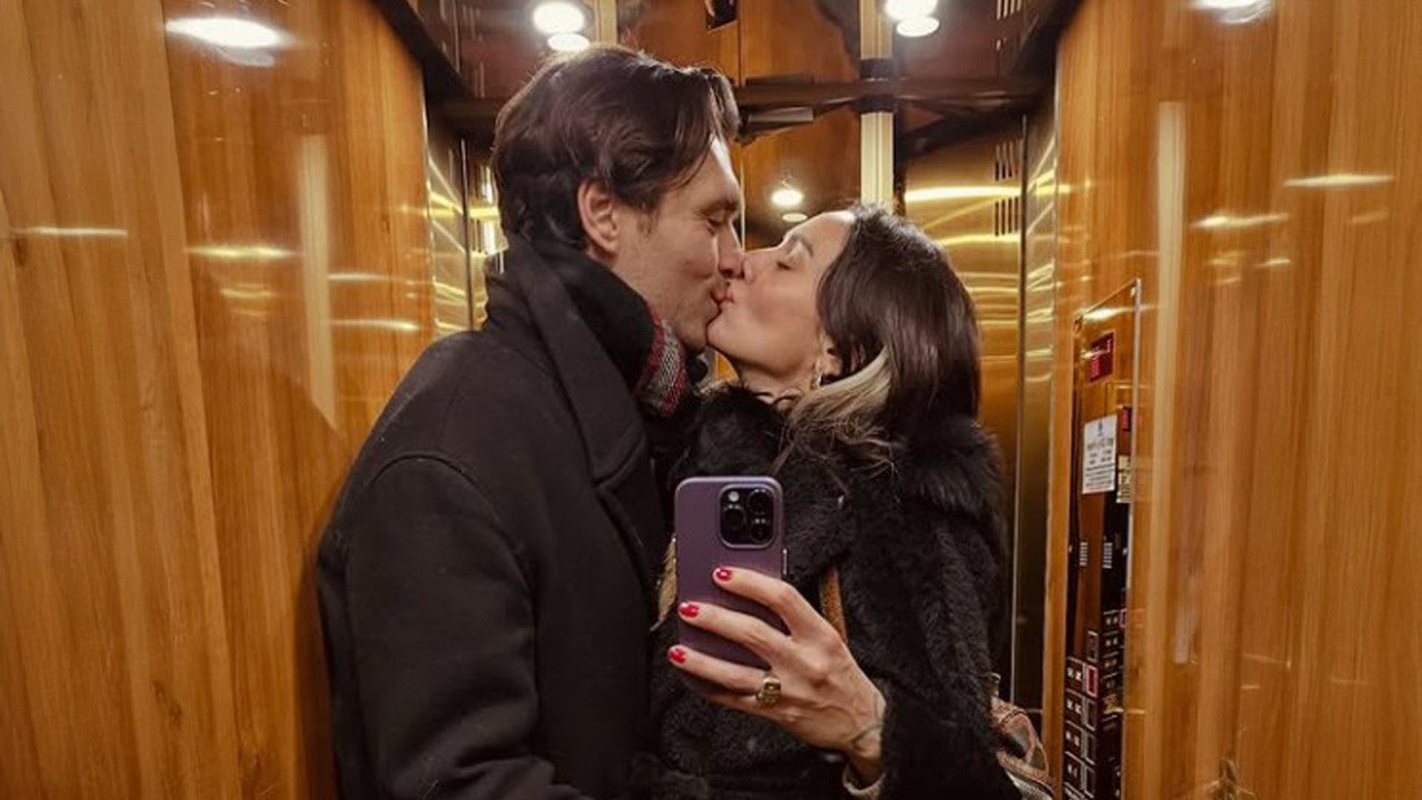 Birce Akalay'dan Hakan Kurtaş'a romantik kutlama