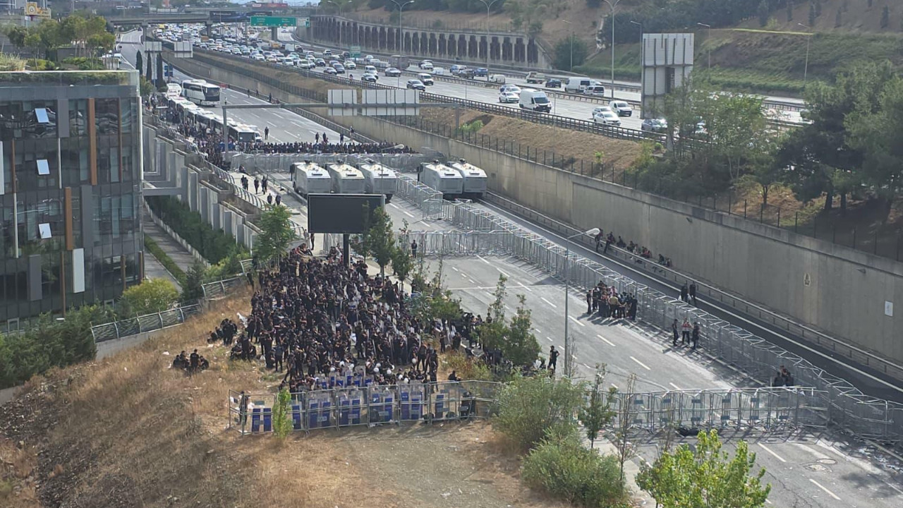 CHP'den ablukaya suç duyurusu