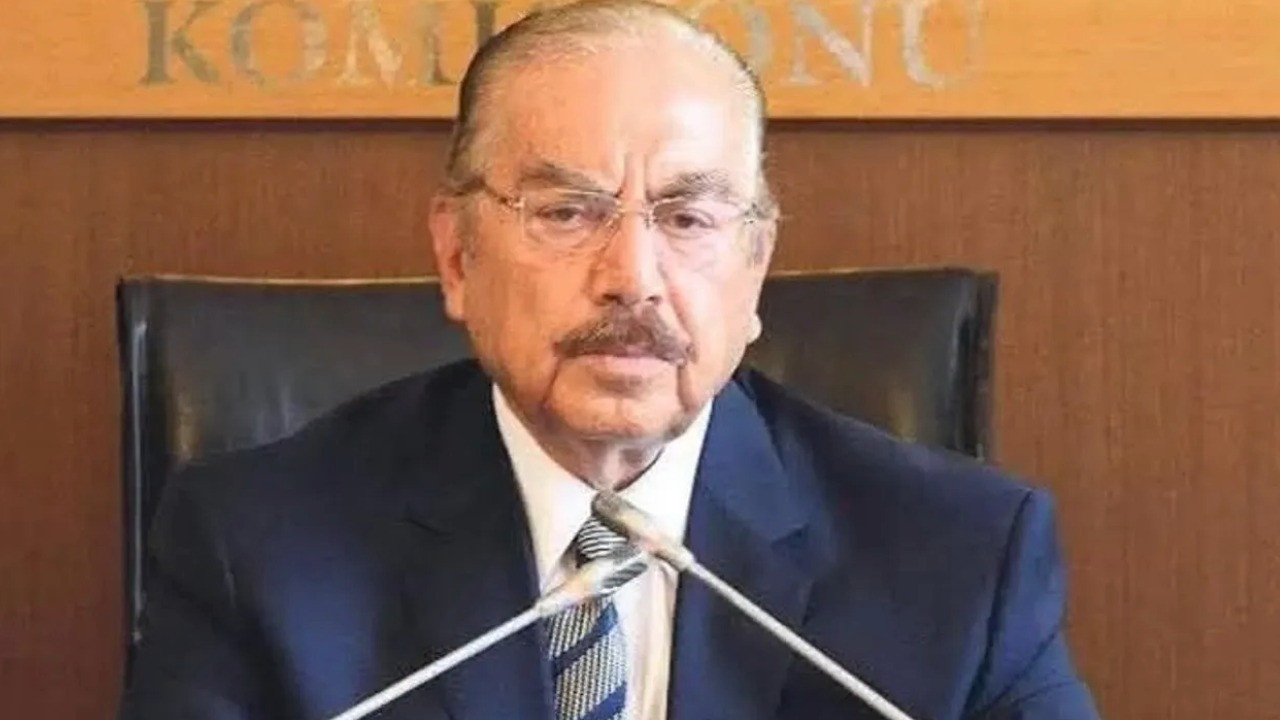 Eski Bakan Agah Oktay Güner 88 yaşında hayatını kaybetti