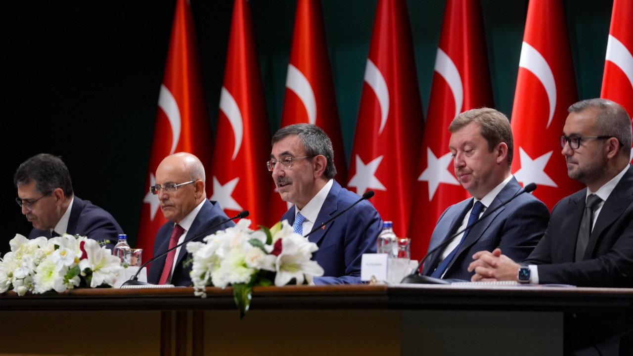 OVP'de dudak uçuklatan faiz tahmini