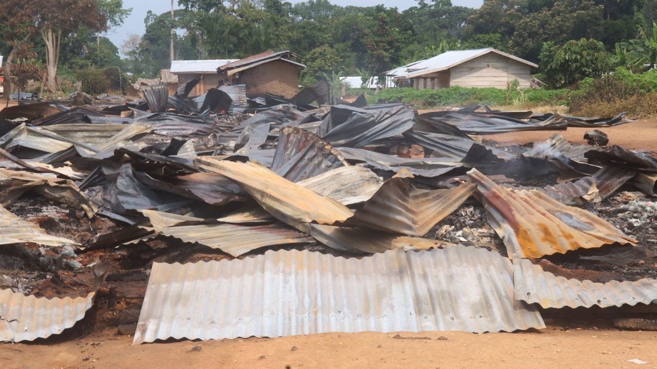 Bir gecede 80 sivil öldürüldü