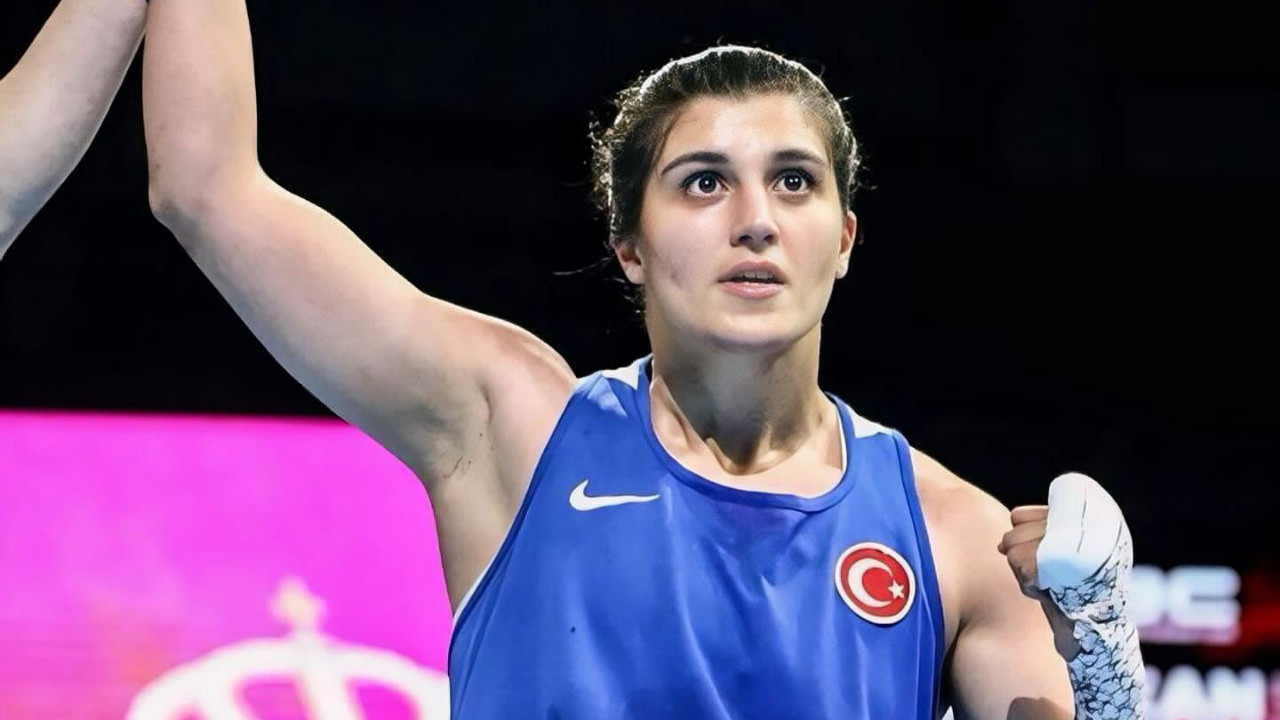 Busenaz Sürmeneli ve Elif Güneri çeyrek finalde veda etti
