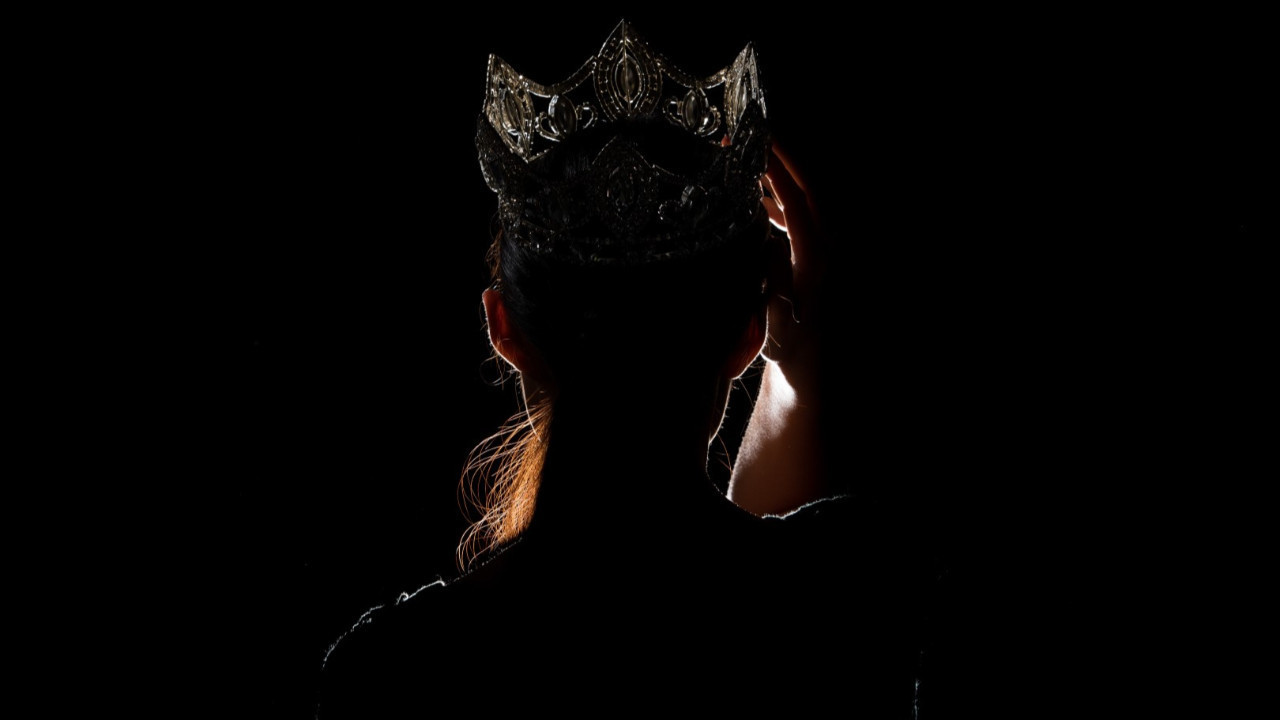 Güzellik yarışması skandalı: Tacı giyen kadınlara cinsel saldırı