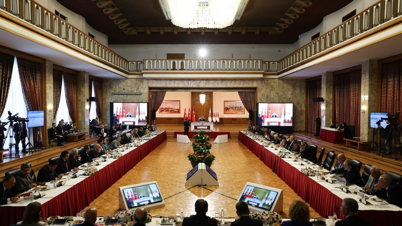 Komisyon, iş dünyasını dinleyecek