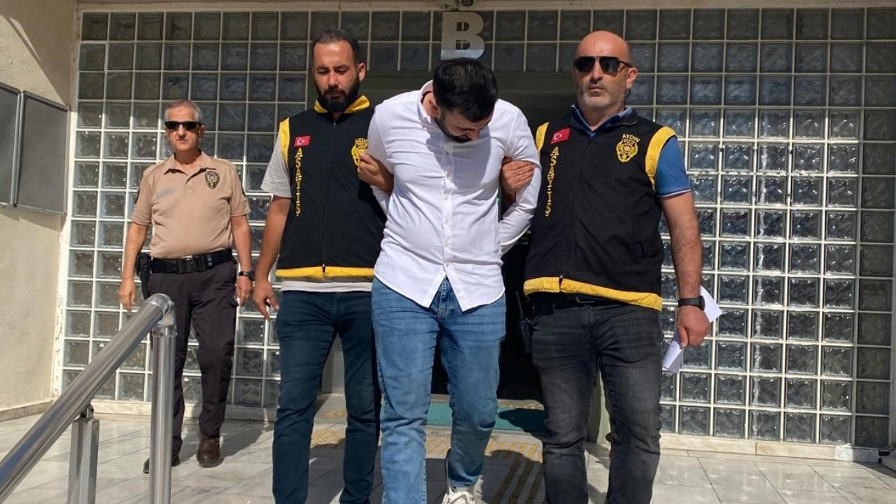 'MİT görevlisiyim' dedi, evi sattırdı