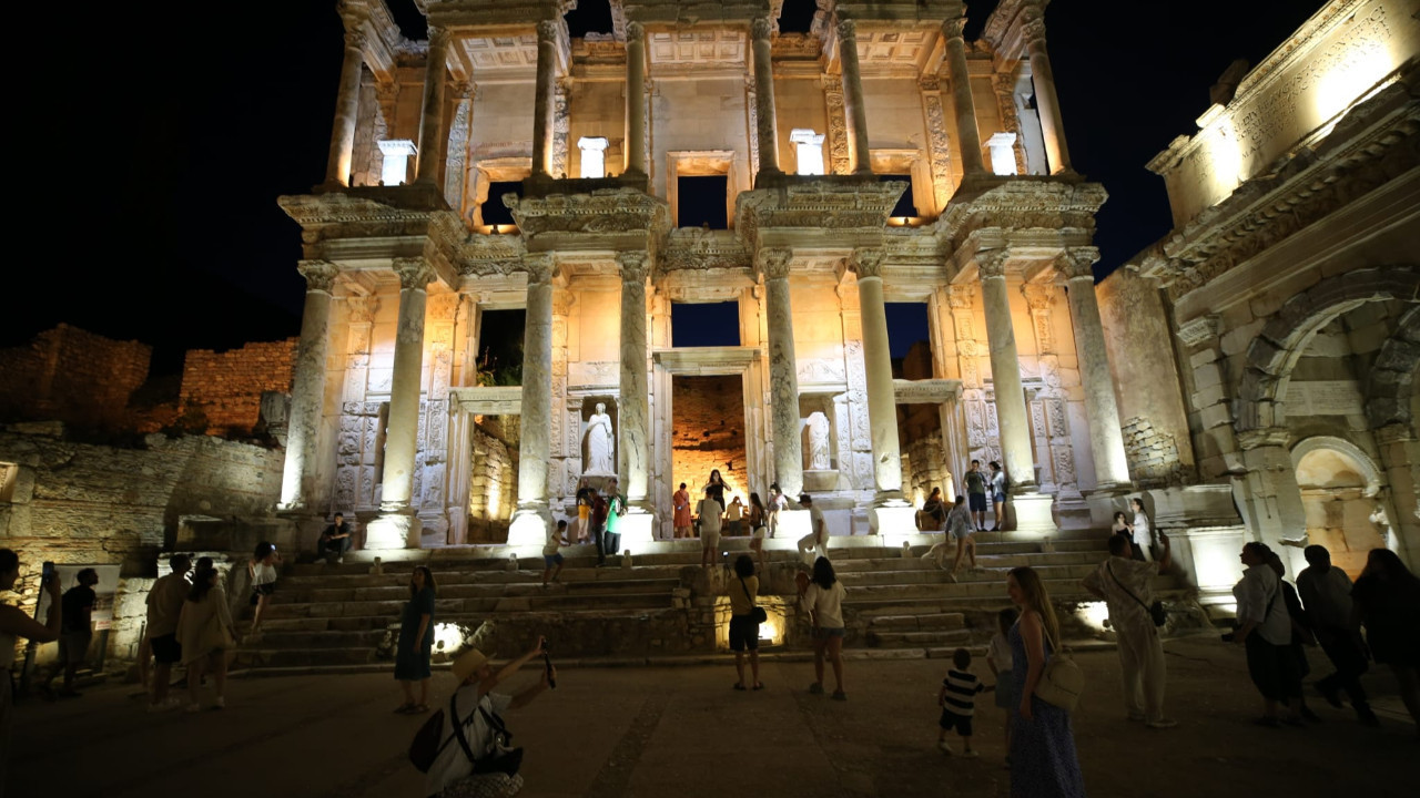 Müzelere 8 ayda 21 milyondan fazla ziyaret