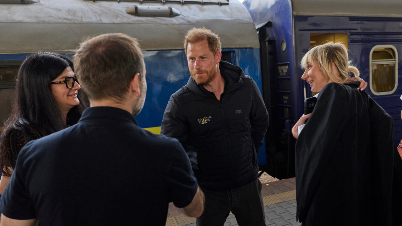 Kafa karıştıran ziyaret: Prens Harry Ukrayna'da