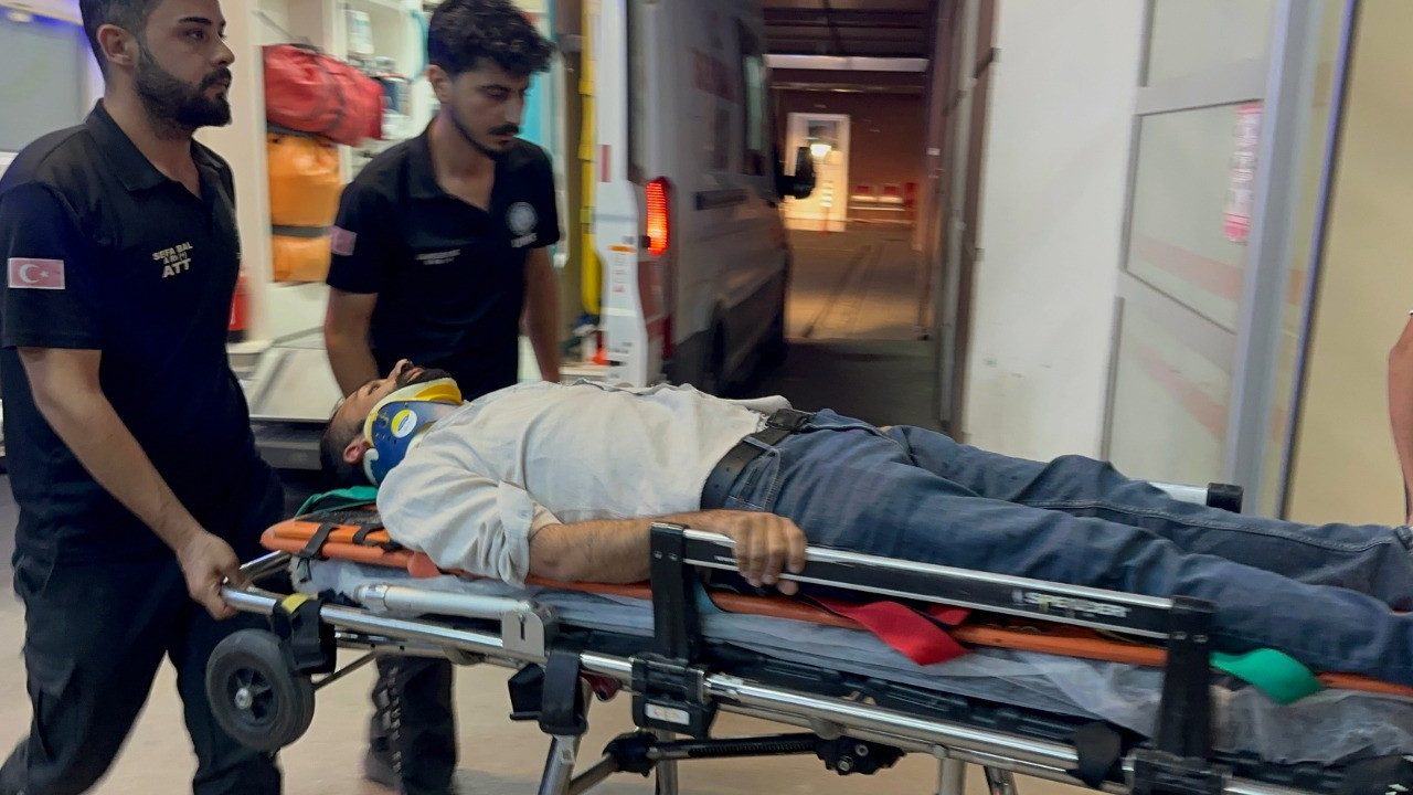 Kavgayı ayırmak isterken dayak yedi