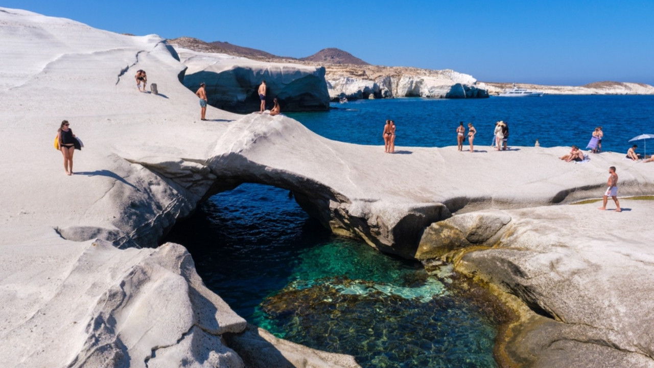 Zafer çevrecilerin: Doğa harikası plaja otel dikemeyecekler