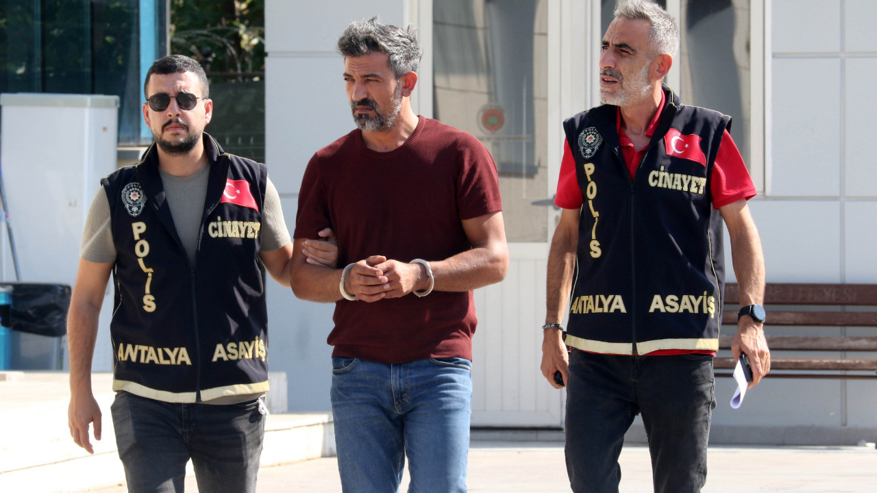 Boşandığı eşini eşarpla boğarak öldürdü