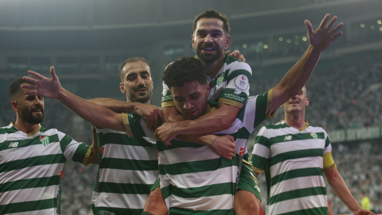 Bursaspor fırtınası: Liderlik koltuğunu geri aldı!