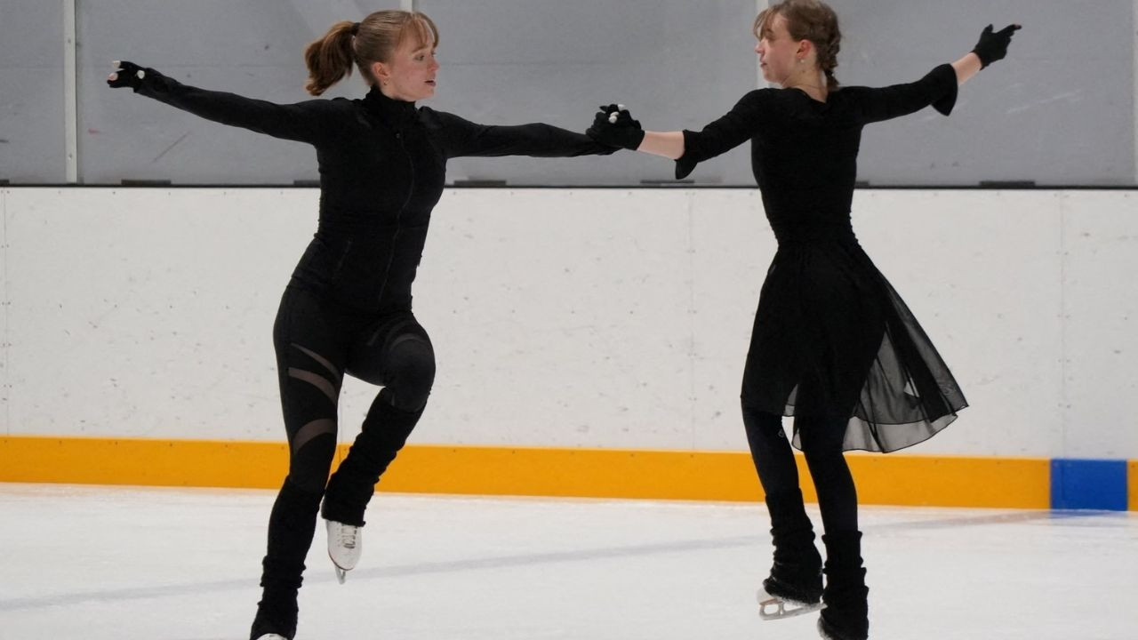 Buzda sınırı aştılar, Finlandiya'da bir ilke imza attılar