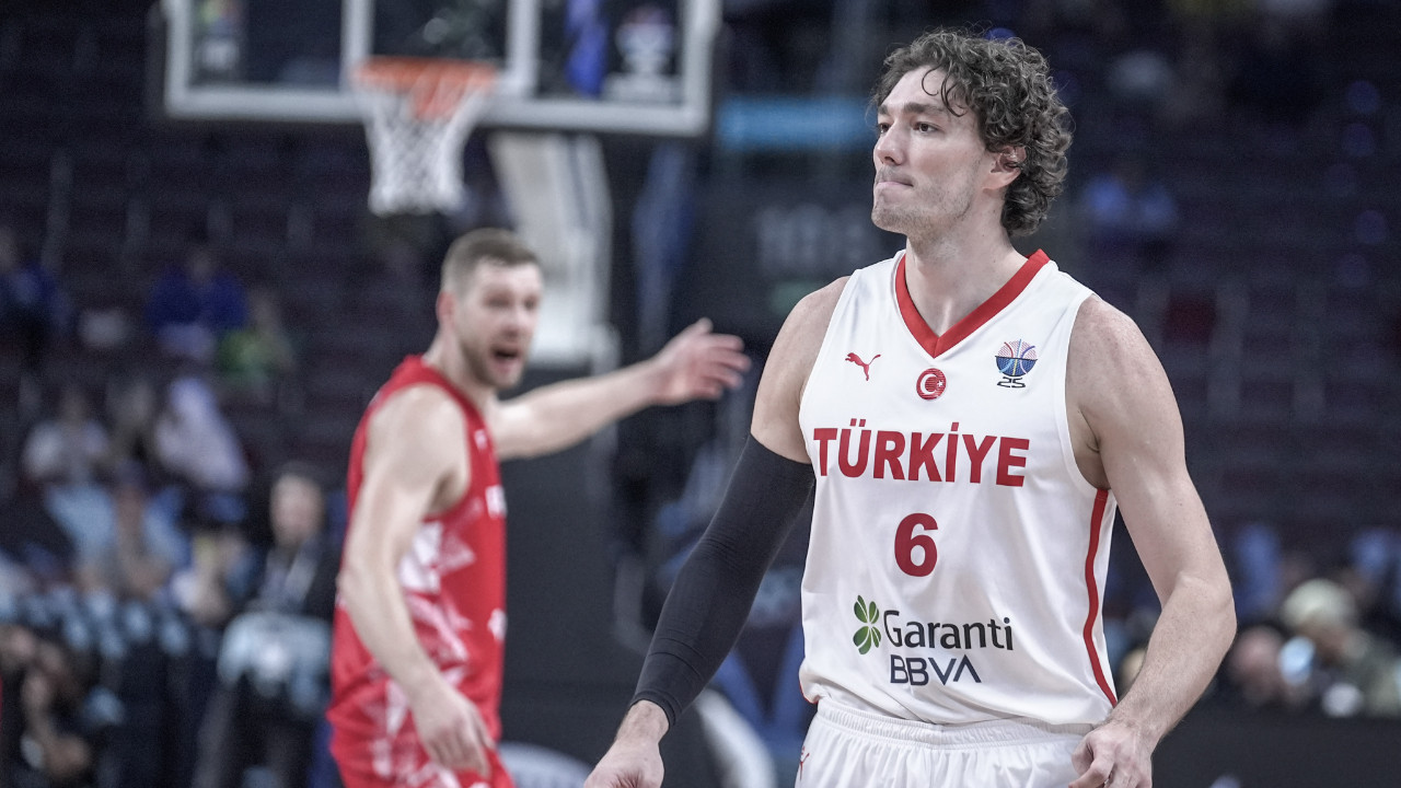 THY'den 12 Dev Adam hamlesi